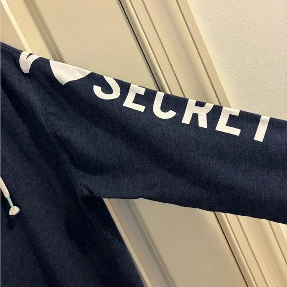 Victoria’s Secret Ladies Sweatshirt with Hood - Size M - Navy & White - - Picture 4 of 5